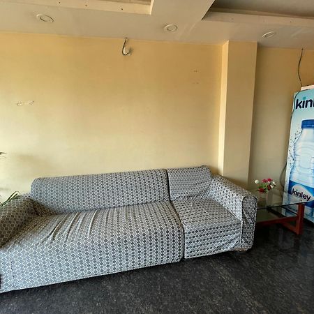 Hotel Golden Wave Puri Eksteriør billede